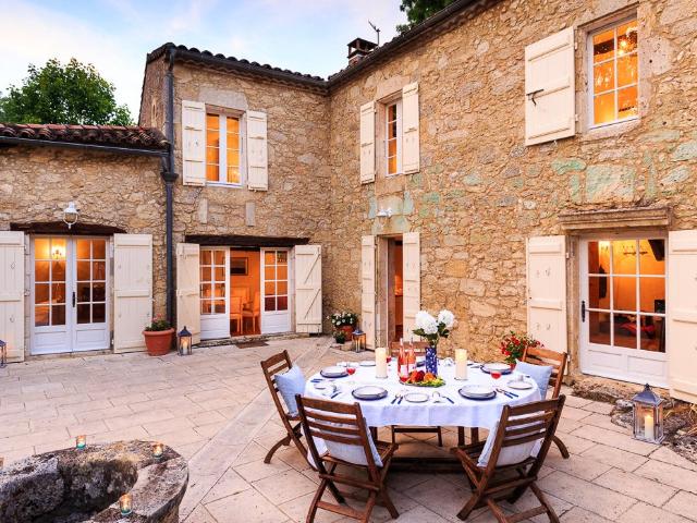 Propriete Avec Piscine Et Terrain De Tennis A 10 Minutes De. 210m² Montagnac sur Auvignon