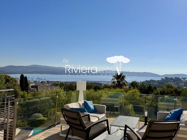 Propriété avec Piscine et Vue Mer ! 193m² Cavalaire sur Mer