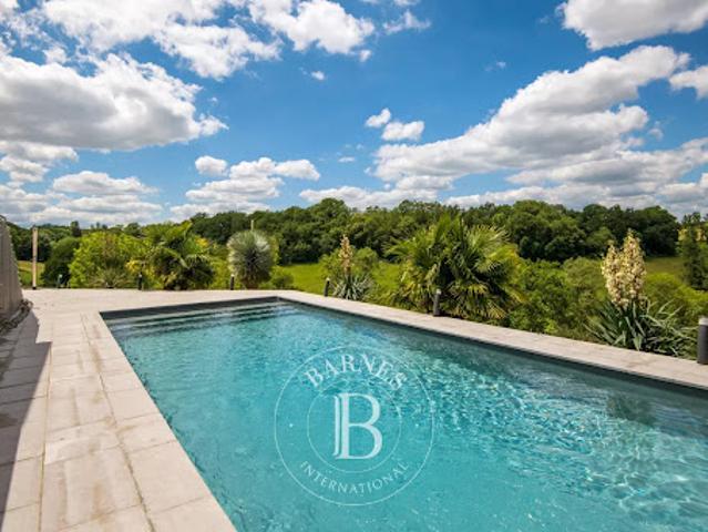 Propriété avec piscine
