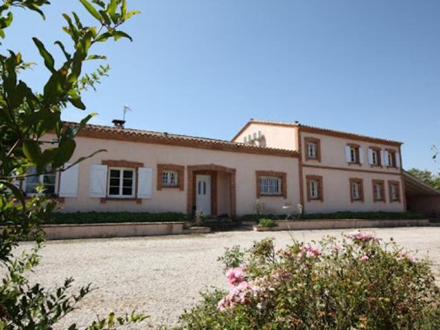 Propriété avec piscine