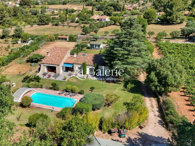 Propriété avec pisicne Tennis et dépendances 200m² Sanary sur Mer