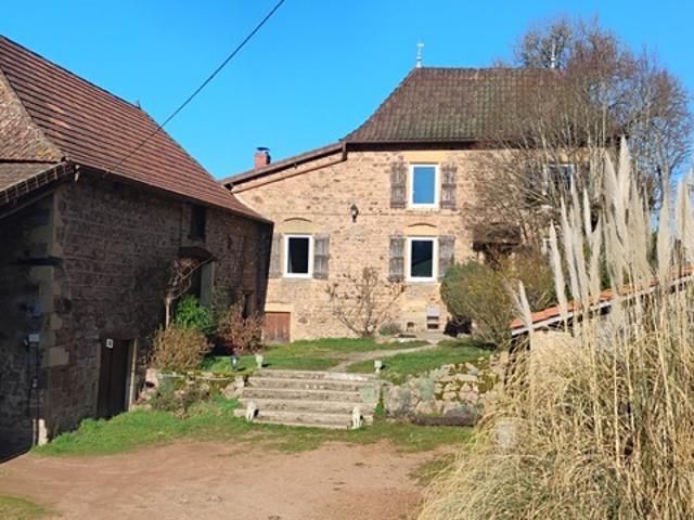 Belle Maison de maître bourguignonne à vendre 7 pièces SAINT IGNY DE VERS 69