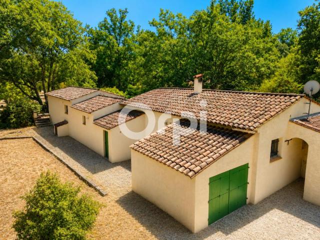 PROPRIETE GRAND TERRAIN PLAT + MAISON PLAIN PIED PLUSIEURS DEPENDANCES / ANNEXES A RAFRAICHIR CALME ABSOLU / AUCUN VIS A VIS