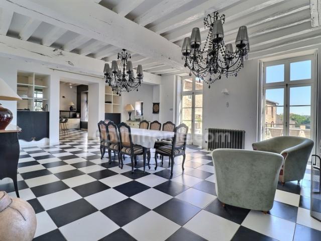 Domaine d’Exception du XVIe s. – Proche Cholet | Potentiel > 1 200 m²