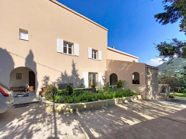 Propriété d’exception à Calvi – L’art de vivre corse dans un. 317m² Calvi