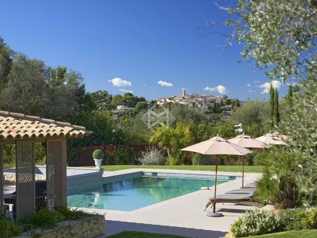 Propriété d’exception au cœur d’un domaine privé à Mougins 350m² Mougins