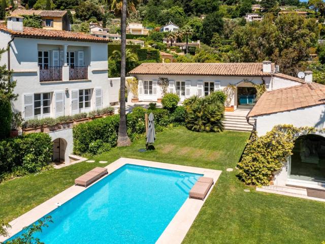 Propriété D’Exception Avec Vue Imprenable Sur Saint Paul De. 365m² Nice