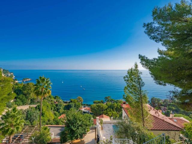 Propriété d’Exception avec Vue Mer Panoramique 275m² Eze