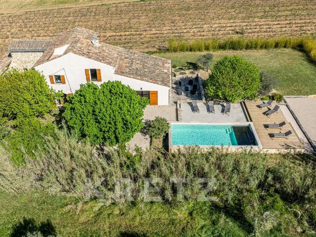 Propriété d’Exception avec Vue sur le Mont Ventoux, Une Sign. 245m² Vaison la Romaine