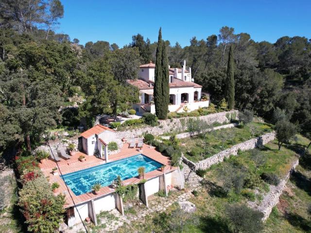 Propriété d’exception avec vue panoramique Pignans 211m² Pignans