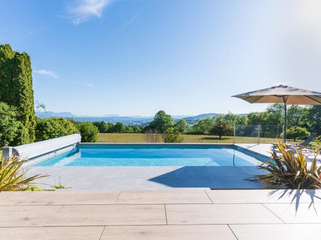 Propriété d’exception avec vues panoramiques et espaces géné. 193m² Saint Martin Bellevue