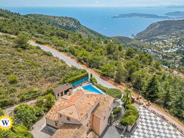 Propriété d’Exception avec Piscine et Appartement, Vue Méditerranée