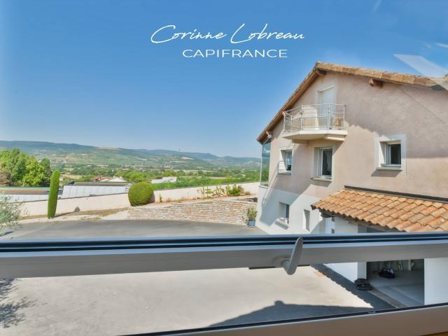 Propriété d’exception avec piscine et vue remarquable sur le. 500m² Charnay lès Mâcon
