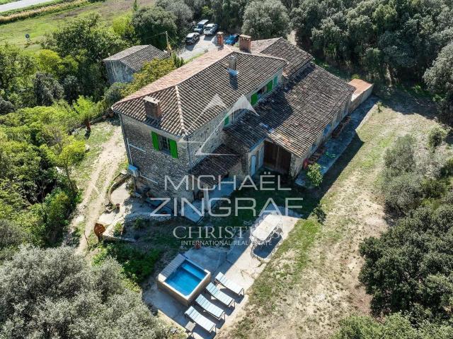 Propriété d’exception dans le Sud du Luberon 268m² Lourmarin