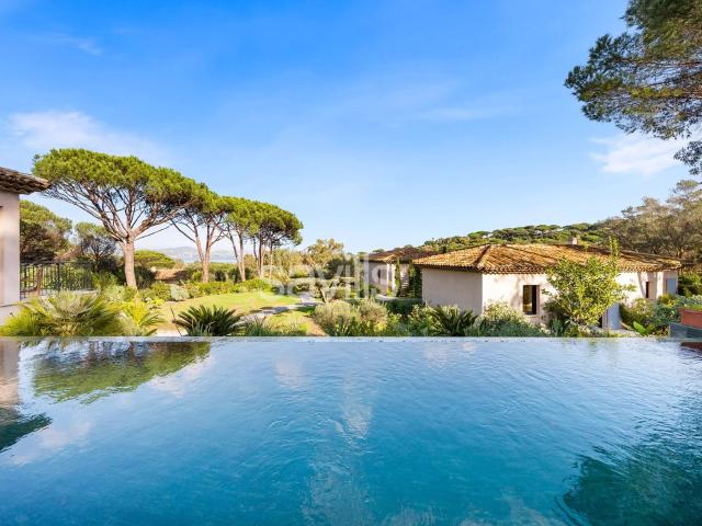 Propriété d’ exception entièrement rénovée proche des plages m² Saint Tropez