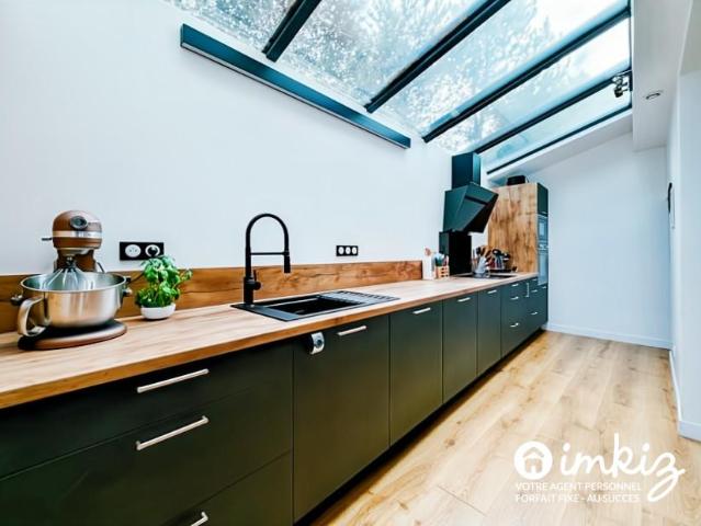 Propriété d’exception RT2012 165 m² – Jardin
