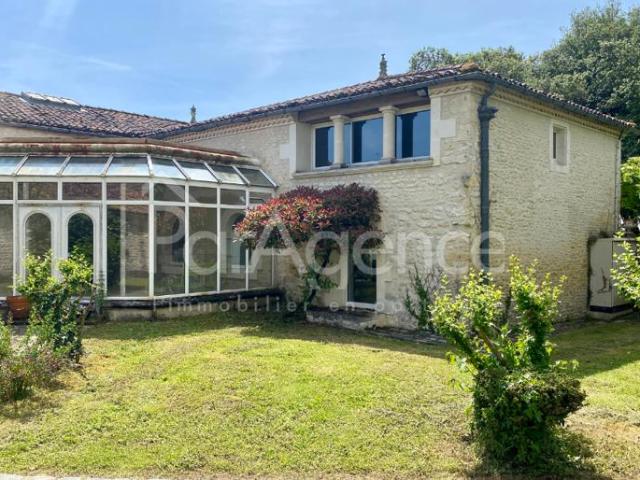 Propriété d'exception 650m2 habitables + dépendances