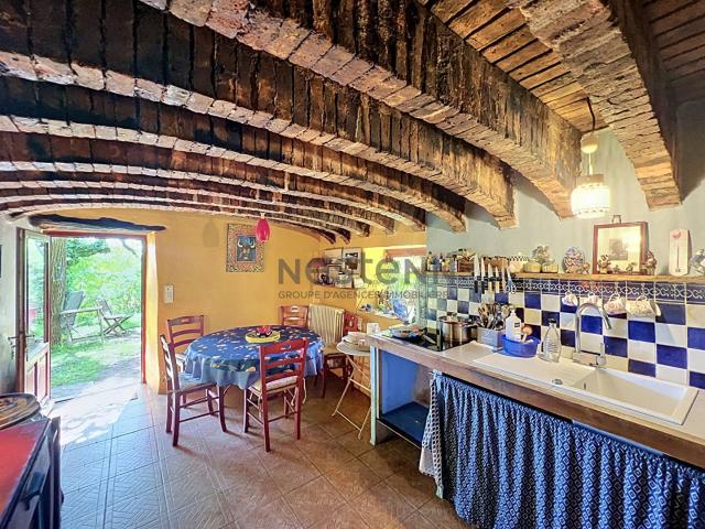 Propriété d'exception à vendre à Lasalle 12 pièces, 272 m² 272m² Lasalle