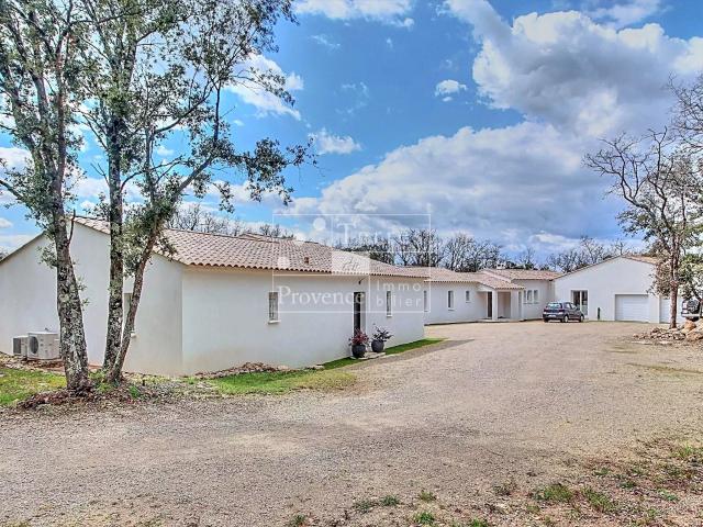 Propriété d'exception avec gîtes à vendre à Baudinard sur Ve. 296m² Baudinard sur Verdon