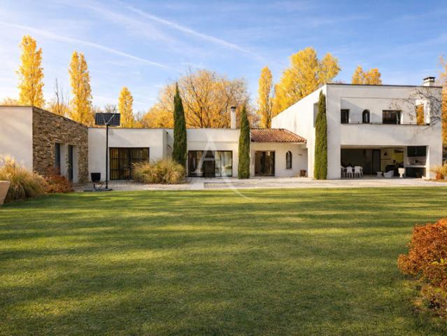 Castelmaurou, propriété d'exception avec piscine aux portes de Toulouse