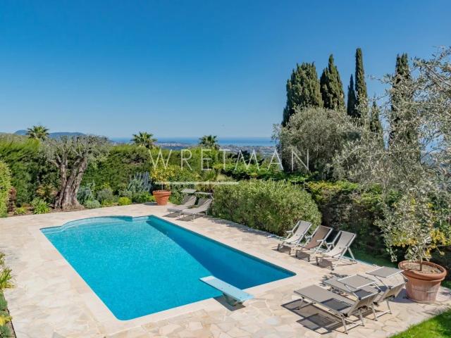 Propriété d'exception avec vue mer panoramique Vence 274m² Vence