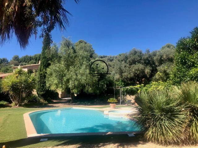 Propriete D'exception Entre Mer et Collines 200m² Sanary sur Mer