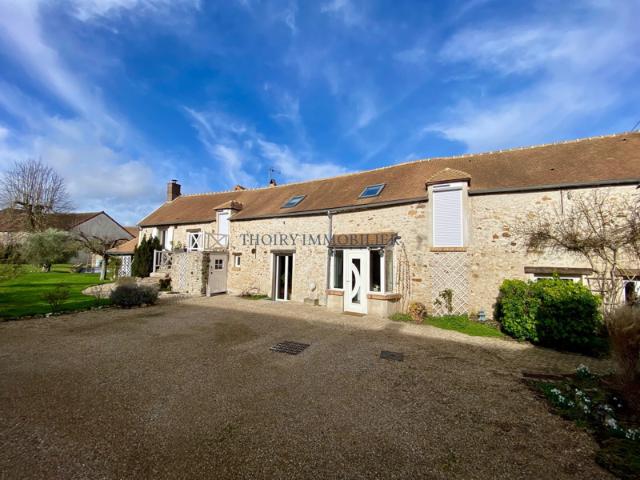 Propriété de 11 pièces principales sur 1462 m2 de terrain