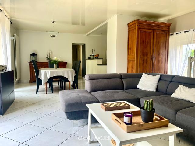 Propriété de 2 ha Maison et dépendances