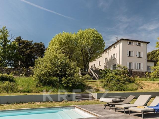 Propriété de collection aux portes de Lyon 450m² Sainte Foy lès Lyon