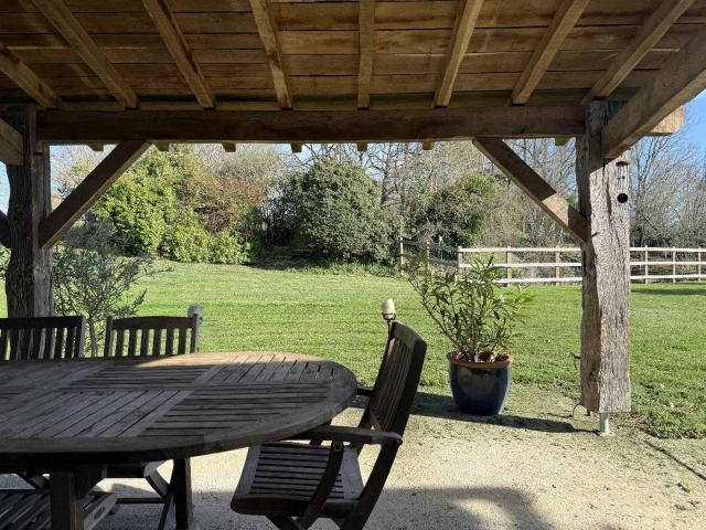 Propriété de campagne de 271m2 avec 5 chambres, piscine et 7. 272m² Saint Clar