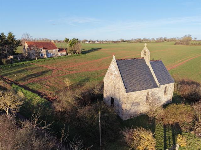 Propriété de caractère avec gîte et chapelle du XVIe siècle 267m² Isigny sur Mer