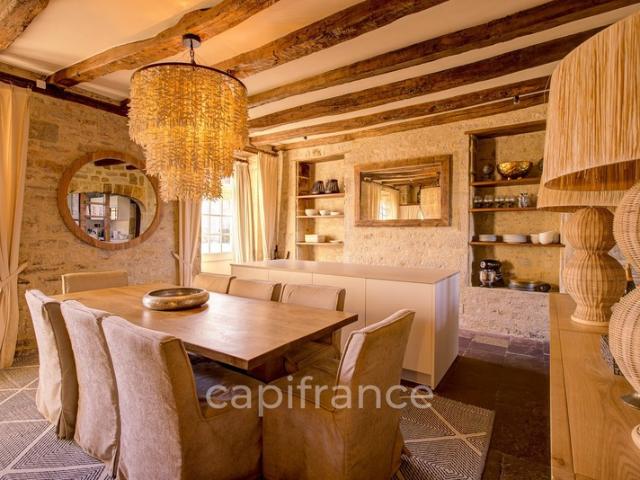 Propriete de caractère à vendre 17 pièces proche de Martel