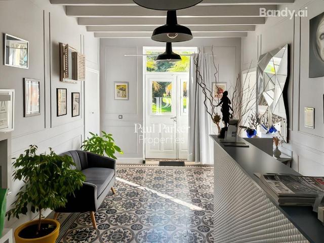 Propriété de caractère entre élégance, sérénité et rentabil. 322m² Braud et Saint Louis