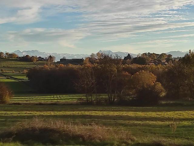 Propriété de caractère isolée avec 3,64 Ha 302m² Aurignac