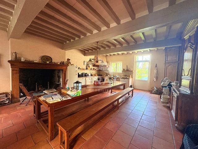 Propriété De Caractère Xix°, Proche D'agen 775m² Agen