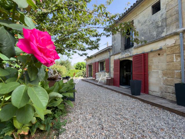 Propriété de caractère 242 m² Vue Dordogne Terrain de plus de 5 700 m²