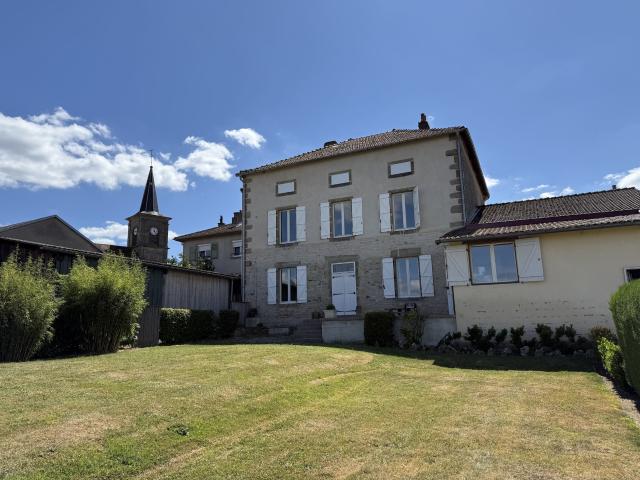 Propriété de caractère 229m2