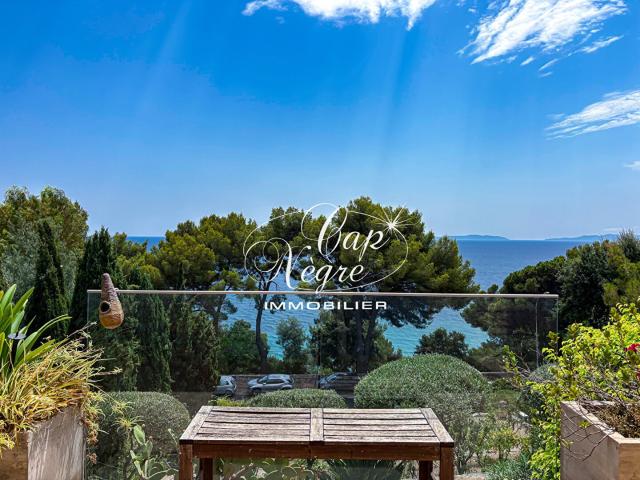 Propriété de charme avec accès privé à la plage au Lavandou 279m² Le Lavandou