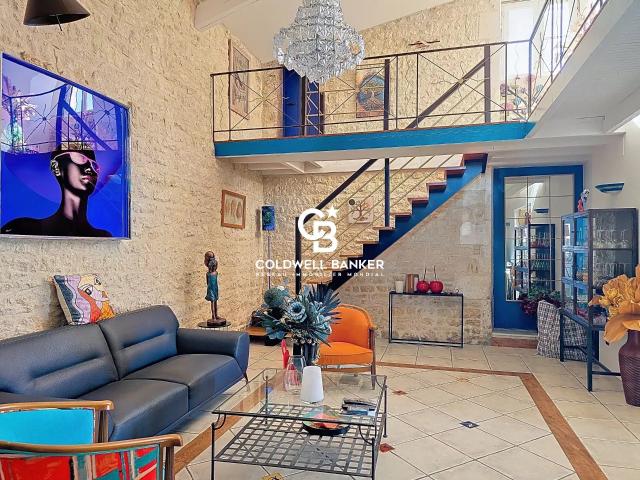 Propriété de charme avec piscine aux portes du massif Merven. 259m² Fontenay le Comte