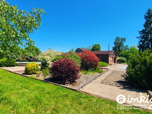 Propriété de charme avec piscine et dépendance 116m² Sens sur Seille