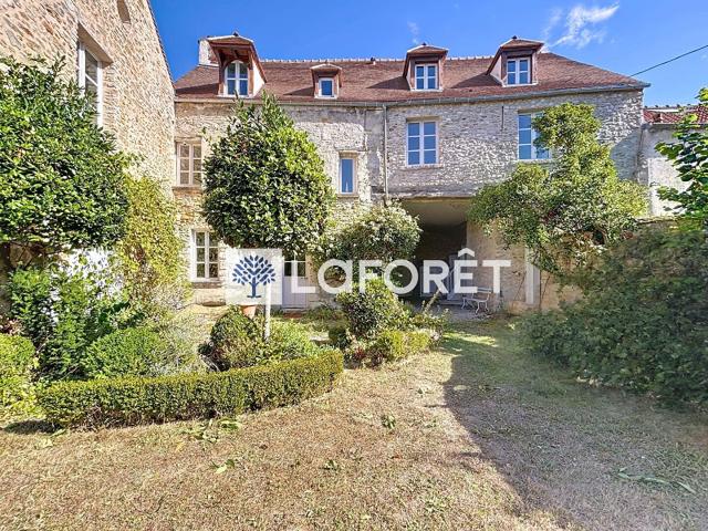 Propriété de charme à Saint Nom la Bretèche 627m² Saint Nom la Bretèche
