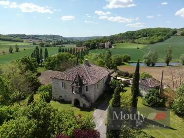 Propriete De Charme En Quercy Blanc Sur Un Site Enchanteur 220m² Castelnau Montratier