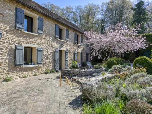 Région de Saint léger en Yvelines Propriété de charme
