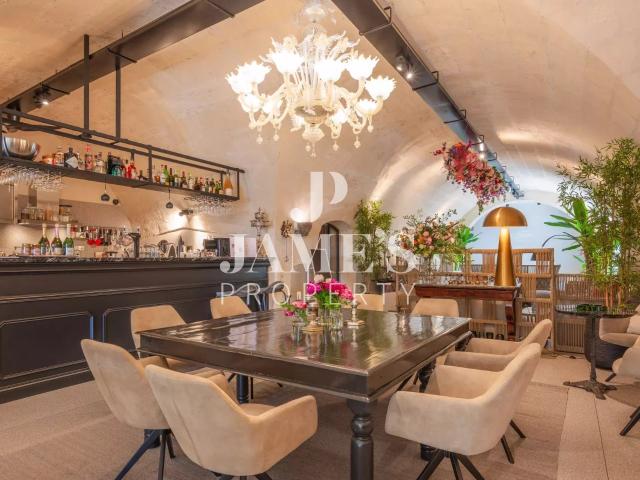 Propriété de charme Paradou centre 630m² Paradou