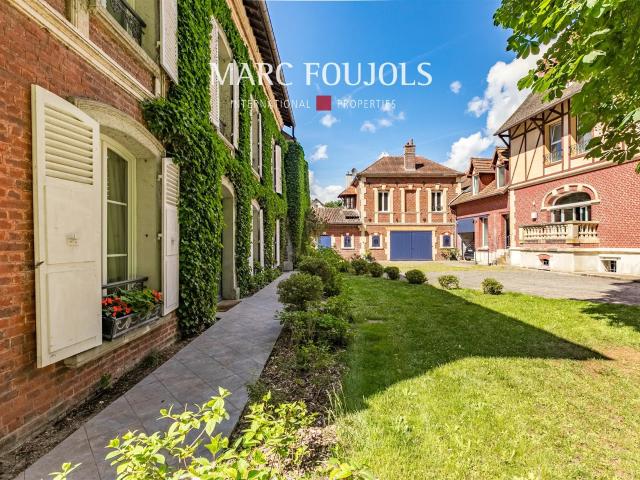 Propriété de Charme sur 2 hectares 465m² Senlis