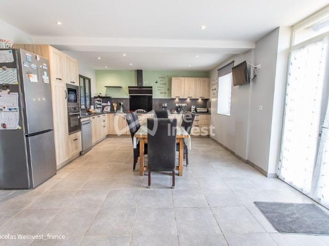 Propriété De Charme – 200 m² Habitables – 5 Chambres – 200m² Saint Gengoulph