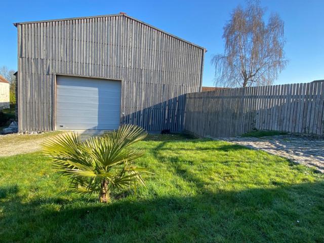 Un Domaine offrant près de 1 400 m2 de bâtis