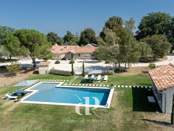 Propriété de Luxe avec Gîte et Deux Piscines 543m² Lectoure