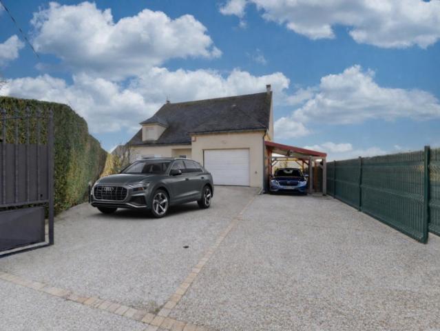 PROPRIÉTÉ DE STANDING 284 m2 de 8 PIÈCES 509 000