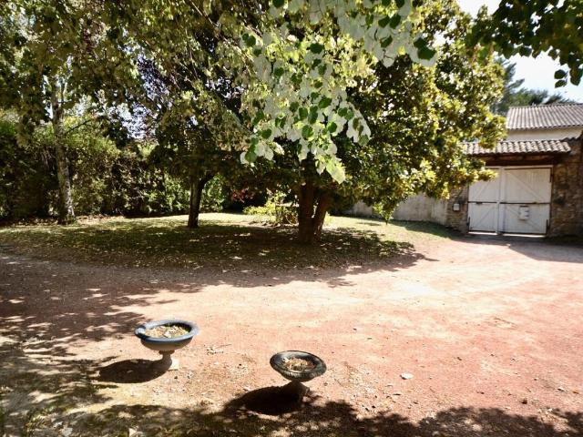 Propriété de prestige 428m² Sathonay Village